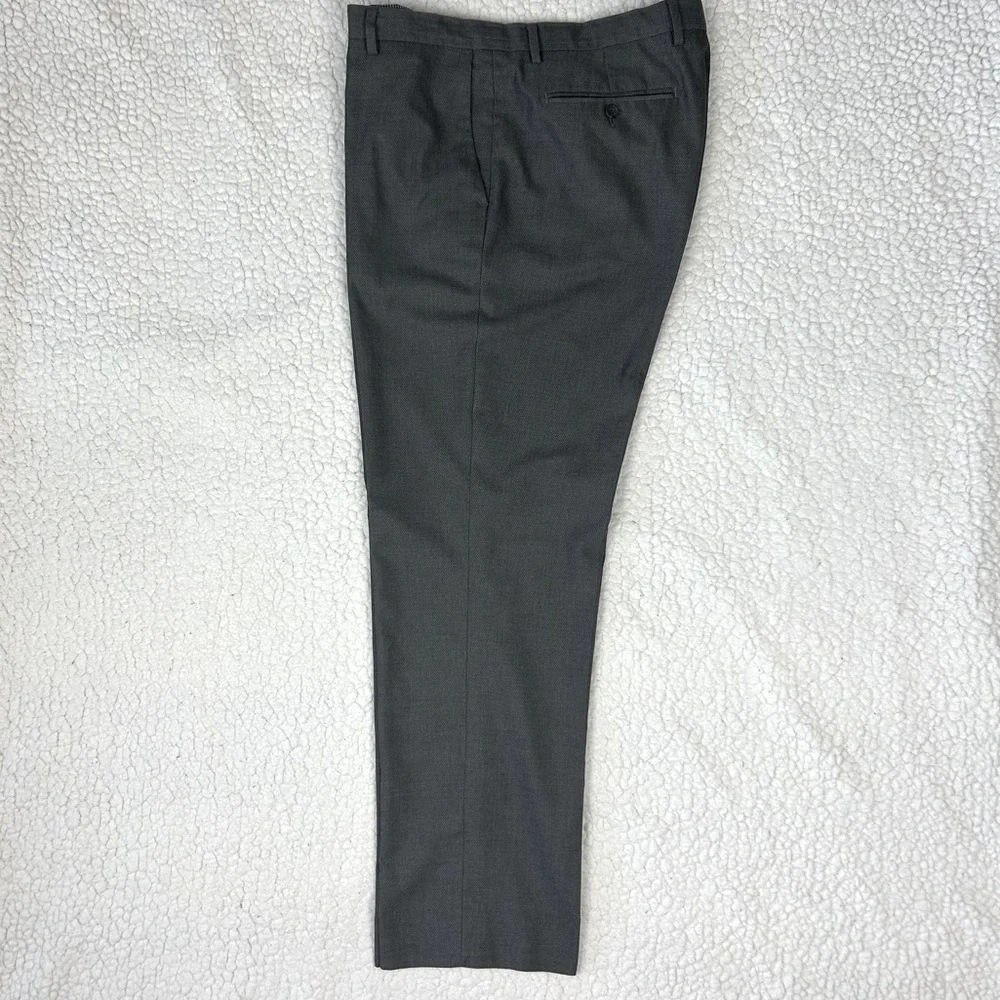 Banana Republic Standard Fit Dress Pants Men’s Size 36W Gray Flat Front